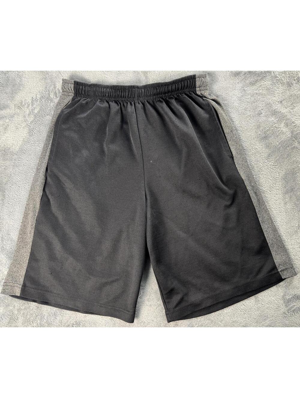 Zone Pro Boys Black Gray Athletic Shorts Elastic Waistband Size Medium